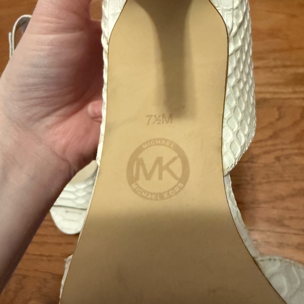 Michael Kors Kristen strappy sandals heels white snake-embossed leather Size 7.5 - Picture 8 of 14